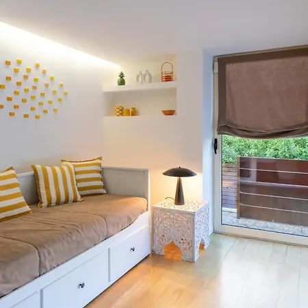 Villa Alboi Family House